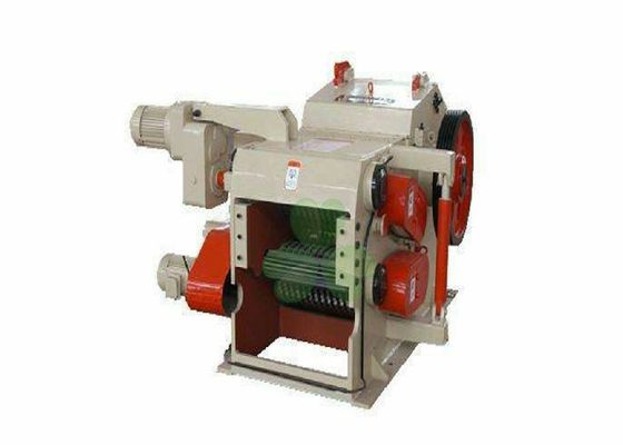 China Harde Houten Pulverizer Machine, van de de Maalmachinemachine van de Boomtak het Compacte Ontwerp leverancier